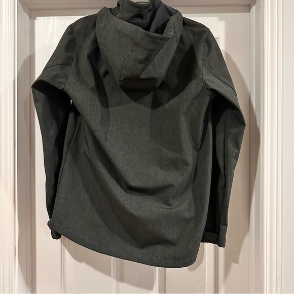 Men’s Mountain Warehouse Glover Softshell Jacket, Medium - Picture 8 of 11